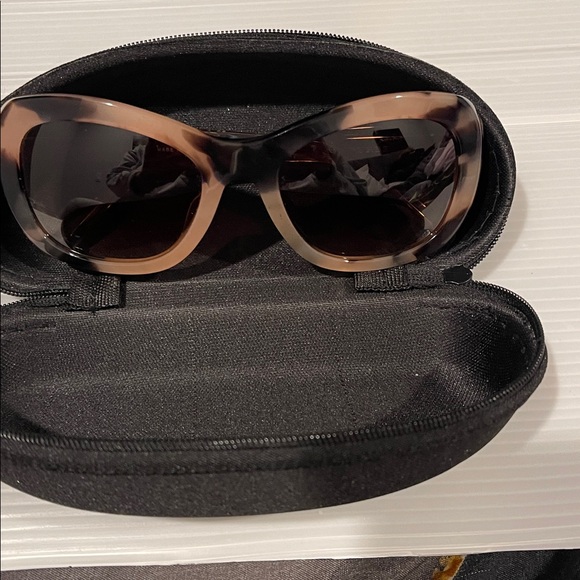 Stylish Brown Sunglasses barberry - Picture 6 of 6